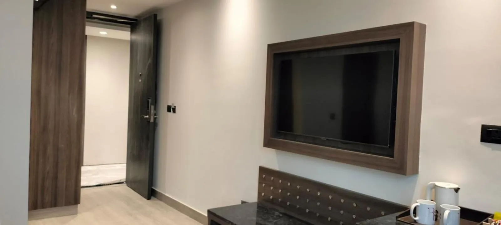 Hotel Regenta Inn Gurugram Sec-47 City Center Gurgaon