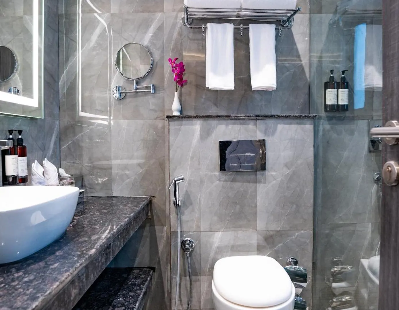 Regenta Inn Gurugram Sec-47 City Center Gurgaon 3*,  India